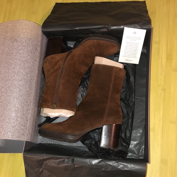 Aquatalia suede weatherproof platform block heel boot Ilyssa - Picture 1 of 13